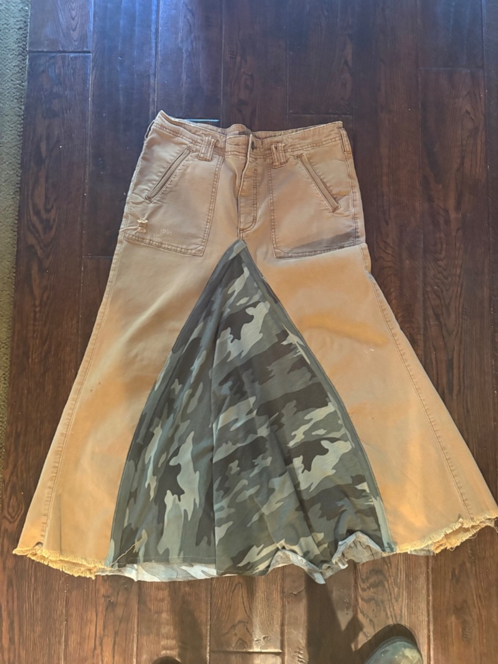 Vintage Pilcro trouser with a camo soft insert . - Picture 4 of 4